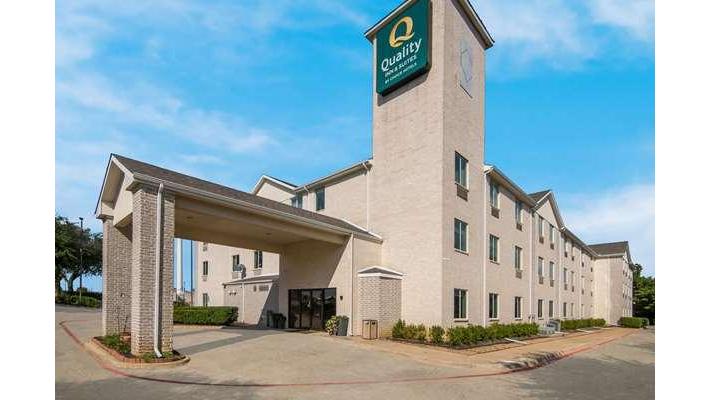 Quality Inn & Suites Roanoke - Fort Worth North in Northlake, Texas, United States