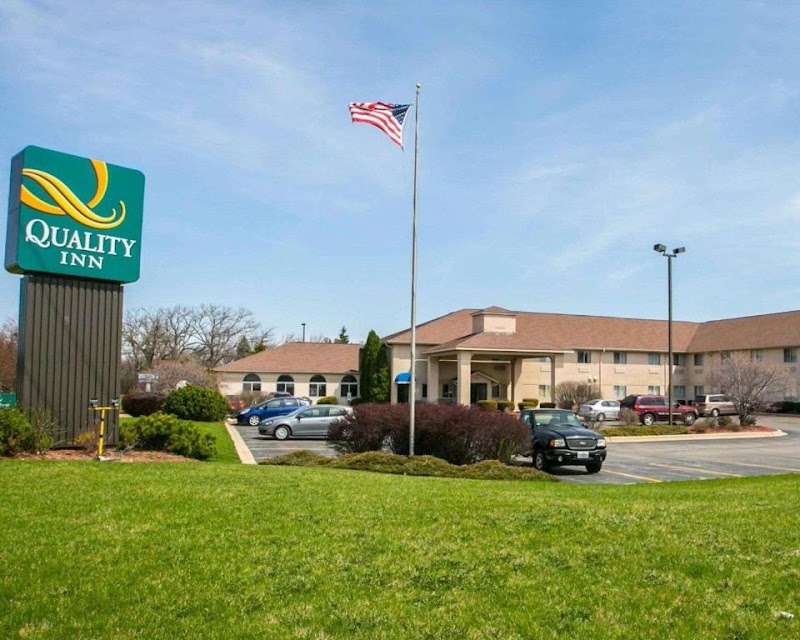 Quality Inn & Suites Woodstock in Woodstock, Illinois, United States