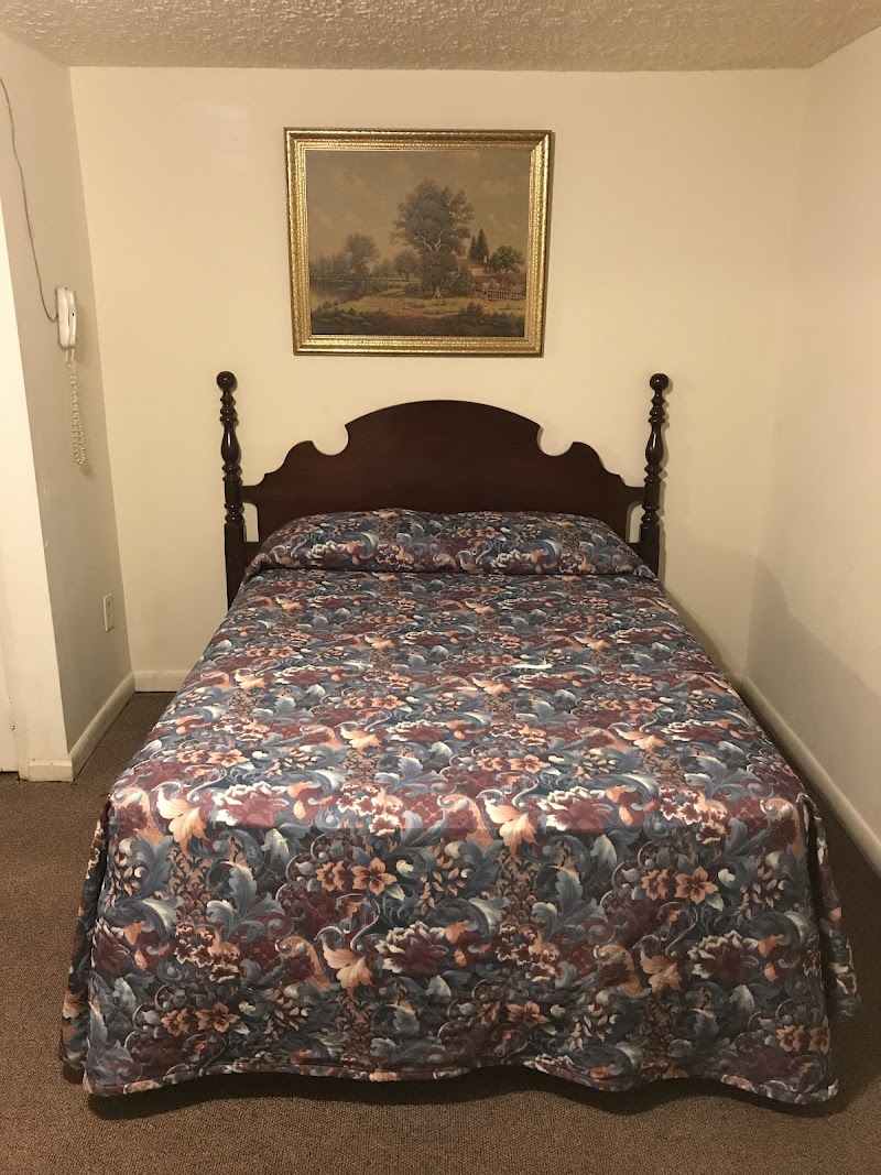 Raeford Inn in Raeford, North Carolina, United States