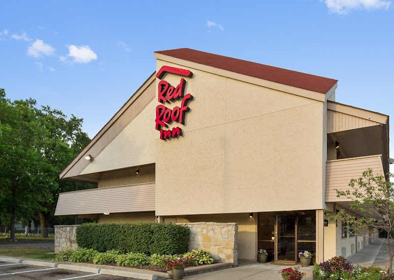 Red Roof Inn Detroit St Clair Shores in Roseville, Michigan, United States