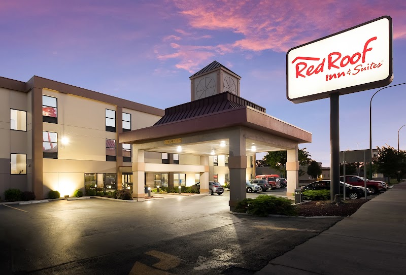 Red Roof Inn & Suites Columbus - West Broad in Columbus, Georgia, United States