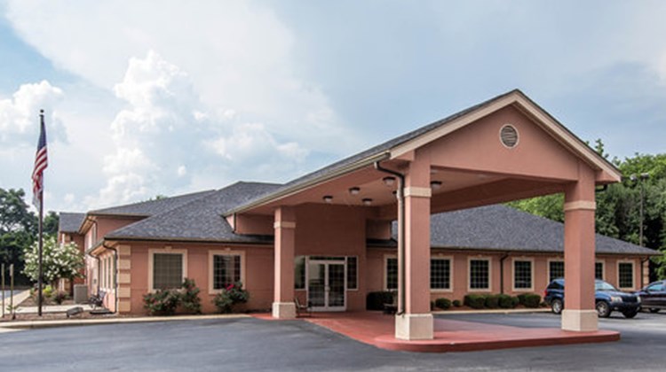 Red Roof Inn & Suites Madison, GA in Madison, Georgia, United States