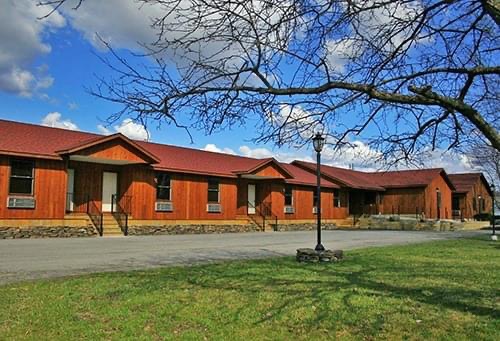 Redwood Inn in Endwell, New York, United States