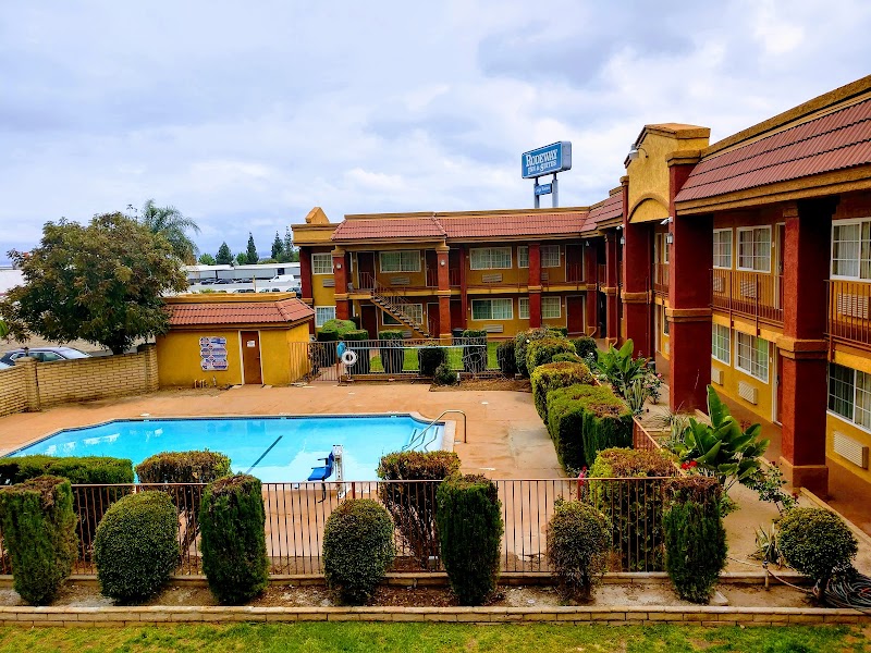 Rodeway Inn & Suites Corona in Corona, California, United States