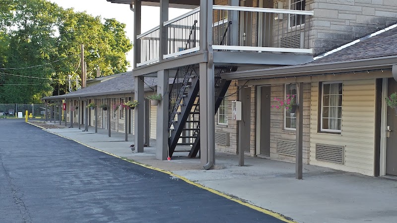 Royal Relax Inn in East St. Louis, Illinois, United States
