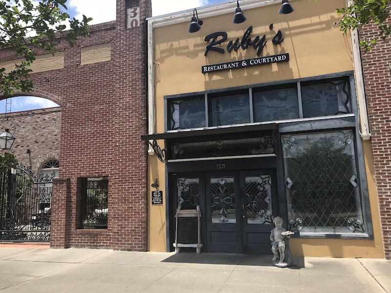 Ruby's Courtyard in Eunice, Louisiana, United States