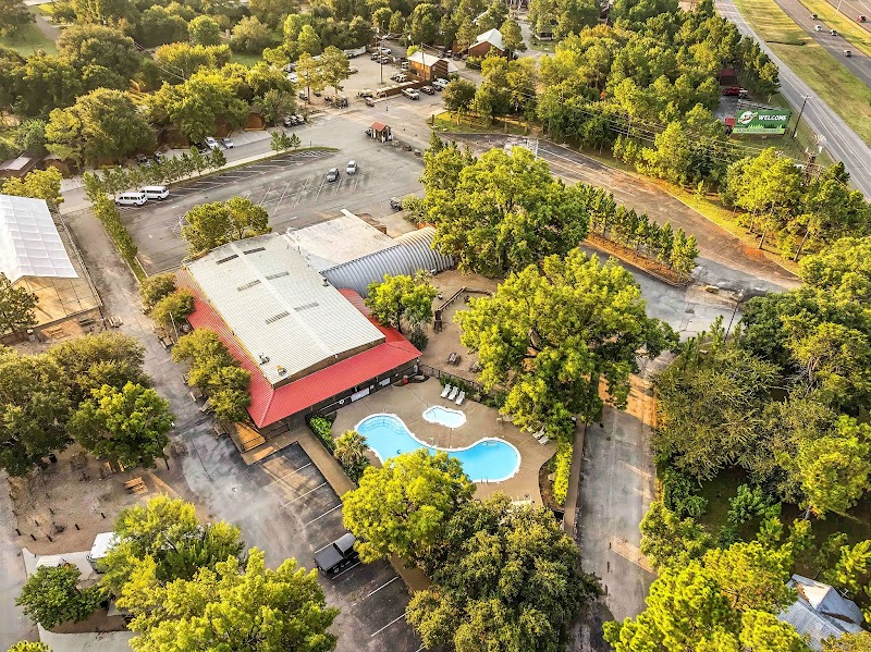 Rustic Creek Ranch Resort in Burleson, Texas, United States