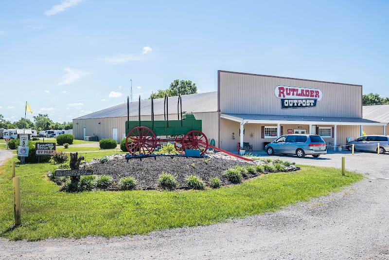 Rutlader Outpost RV Park & Cabins in Louisburg, Kansas, United States
