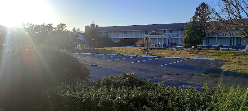 Seashore Park Inn in Eastham, MA, United States
