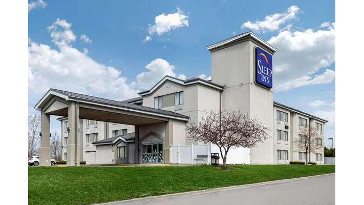 Sleep Inn Near Great Lakes Naval Base in Lake Bluff, Illinois, United States