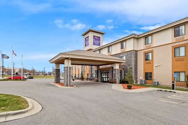 Sleep Inn & Suites West-Near Medical Center in Rochester, Minnesota, United States