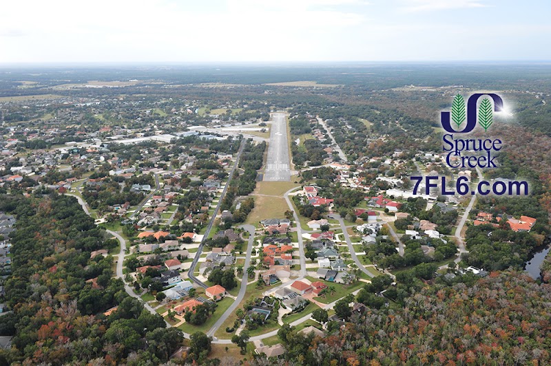 Spruce Creek Airport B&B in Samsula-Spruce Creek, Florida, United States