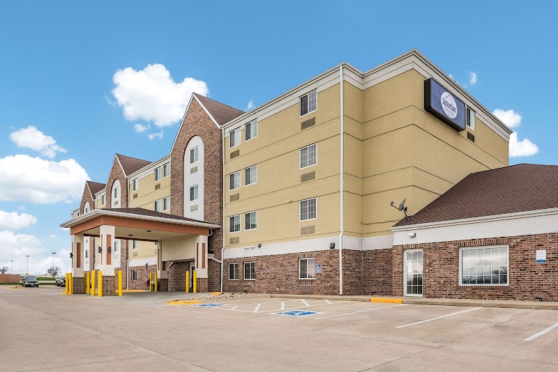 Suburban Extended Stay in Waterloo, Iowa, United States