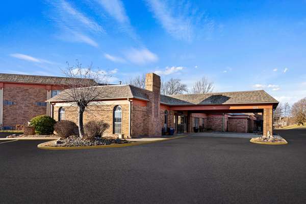 Suburban Studios Kansas City Airport North in Platte City, Missouri, United States