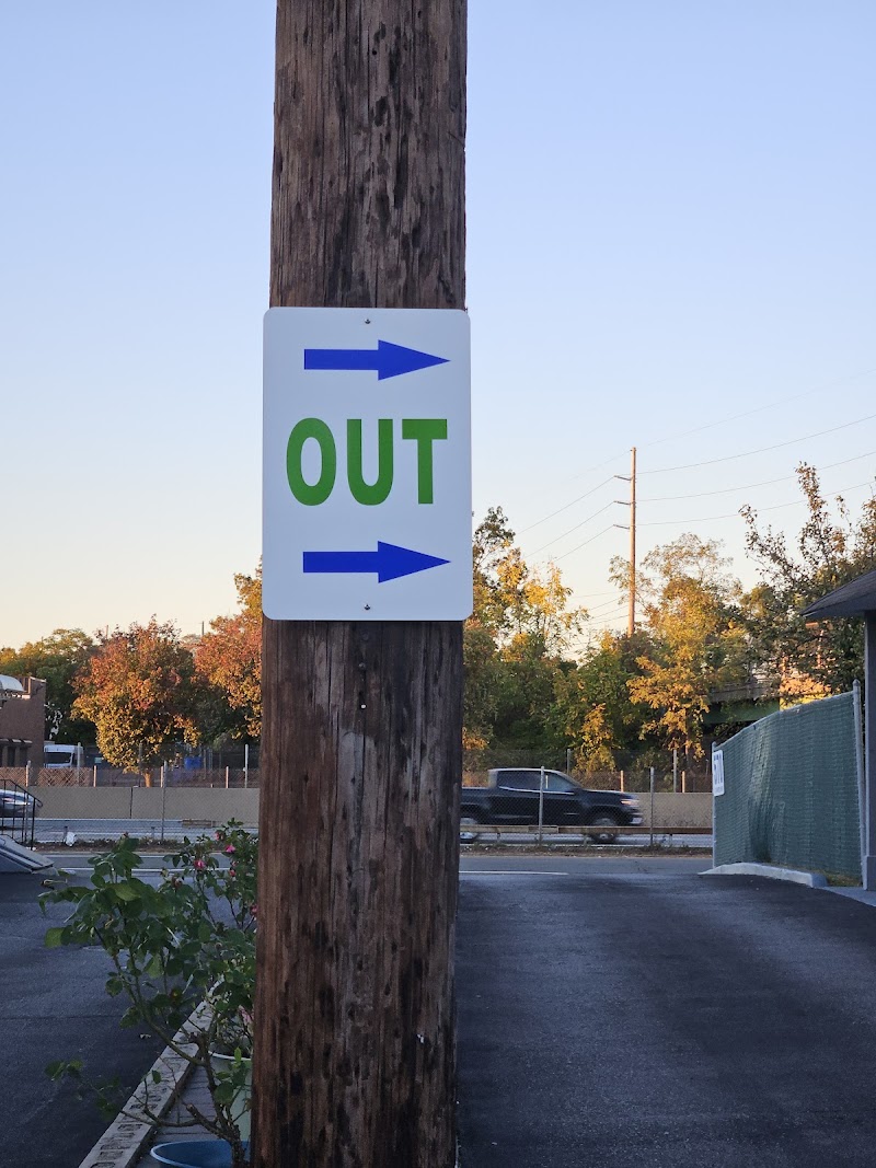 Sunrise Inn in West Babylon, New York, United States