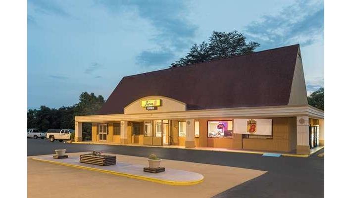 Super 8 by Wyndham Asheville Airport in Fletcher, North Carolina, United States