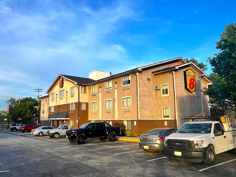 Super 8 by Wyndham Baltimore/Essex Area in Essex, Maryland, United States