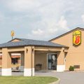 Super 8 by Wyndham Charleston MO