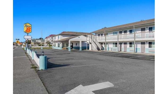 Super 8 by Wyndham Crescent City in Crescent City, California, United States