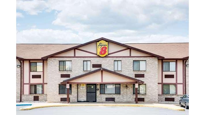 Super 8 by Wyndham Kutztown/Allentown Area in Kutztown University, Pennsylvania, United States