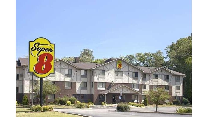 Super 8 by Wyndham Richmond/Chamberlayne Rd in Lakeside, Virginia, United States