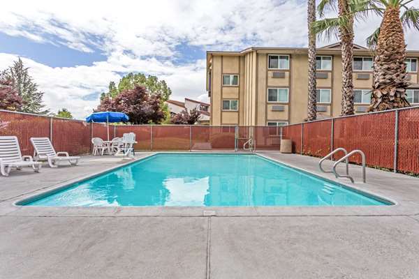 Super 8 by Wyndham Sacramento North in North Highlands, California, United States