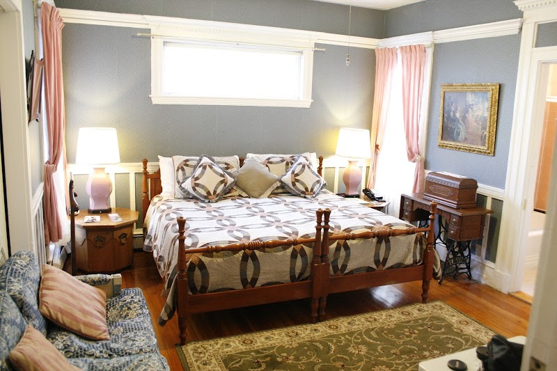 Talley’s Corner Bed and Breakfast in Whitinsville, Massachusetts, United States