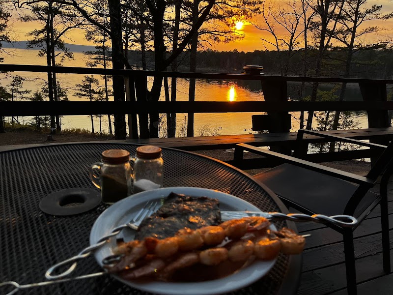 Tannenbaum Cabin Rentals in Heber Springs, Arkansas, United States