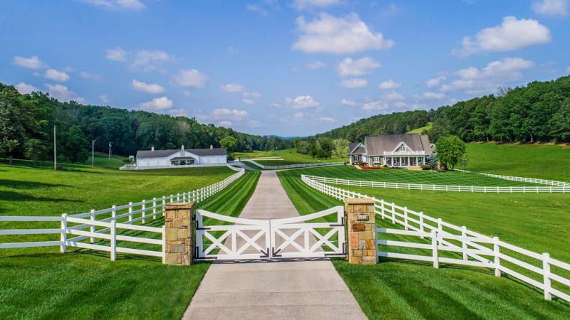 The Carriage House in La Follette, Tennessee, United States