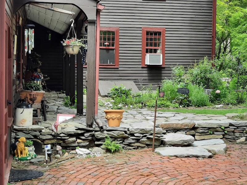 The Daniel Rust House in Lake Pocotopaug, Connecticut, United States