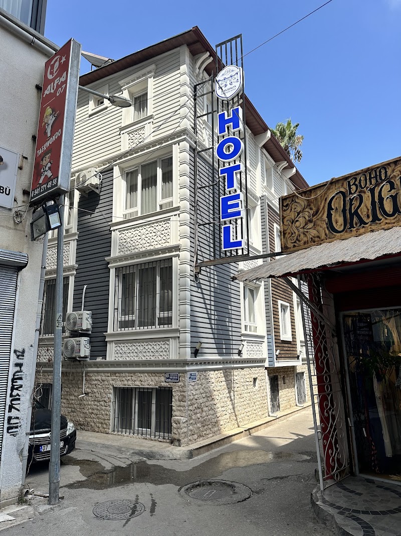 The Davidson Hotel (Note: Excluded since it's already listed on your site) in St. Paul, Minnesota, United States