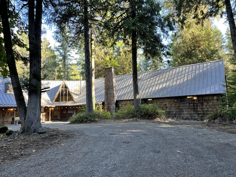 The Farmhouse Retreat in Molalla, Oregon, United States