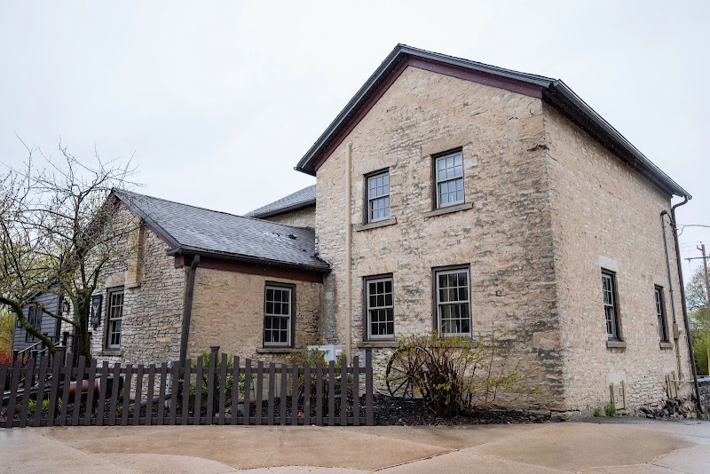 The Inn on the Olde Homestead in Village of Waukesha, Wisconsin, United States