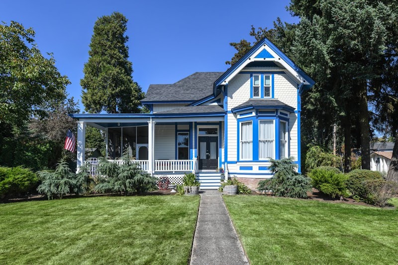 The McClaine House in Silverton, Oregon, United States