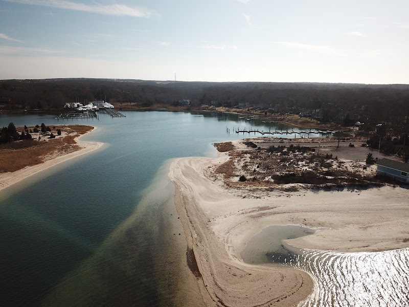 The Noyack Bay Inn in Noyack, New York, United States