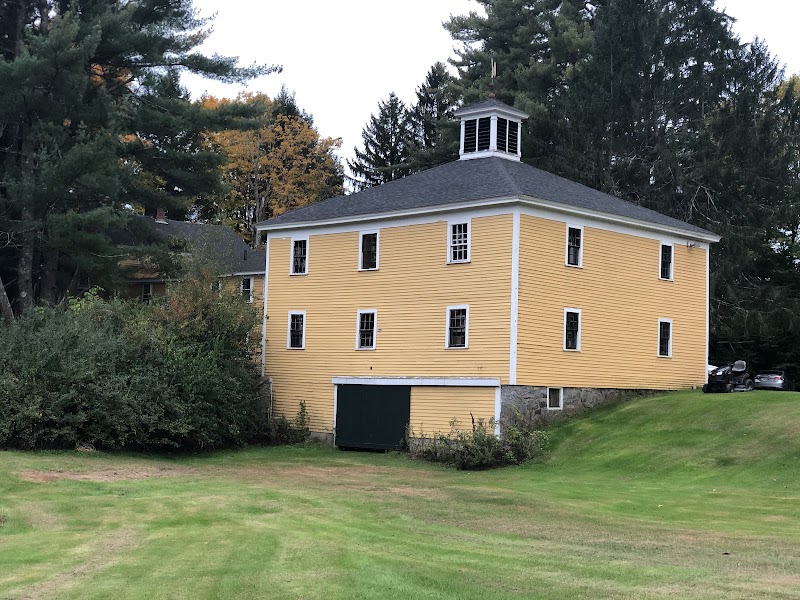 The Pines Guest House in Dover, New Hampshire, United States