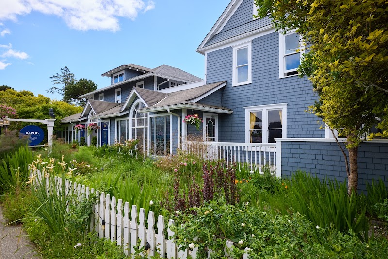 The Shelburne Inn in St. Helens, Oregon, United States