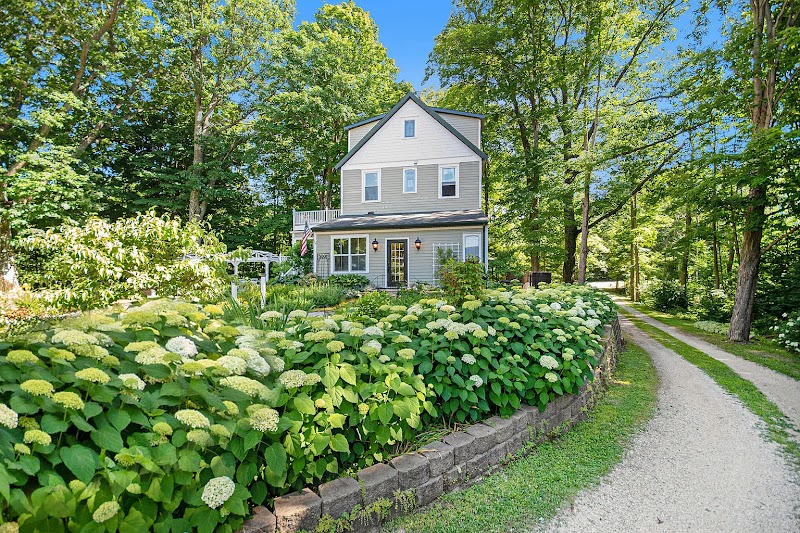 The Vintage Inn Bed and Breakfast in Port Orchard, Washington, United States