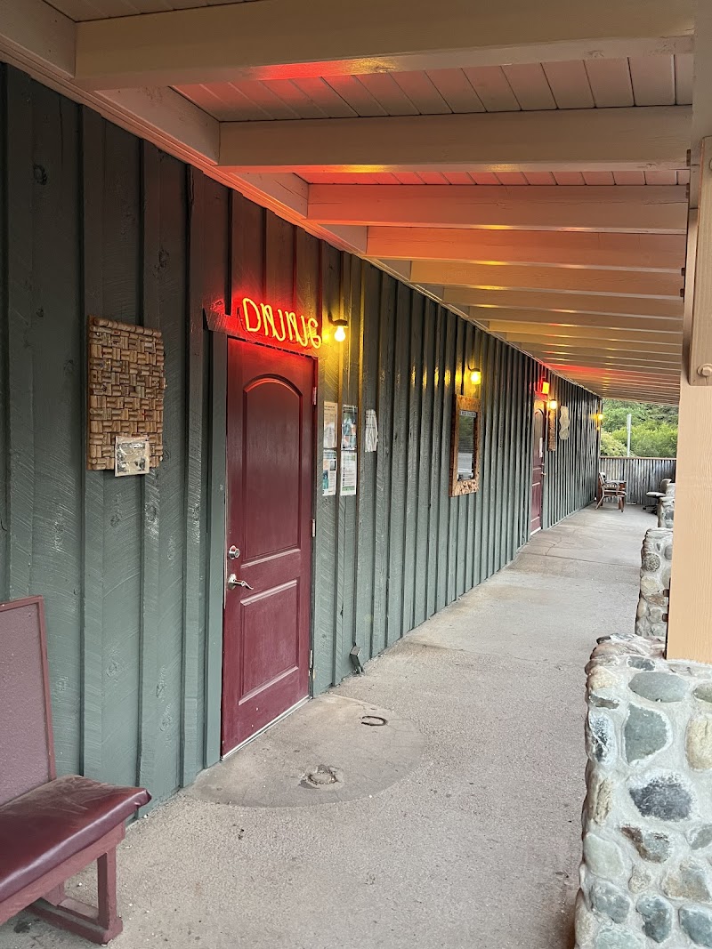 The Willo Steakhouse and Lodge in Lake Wildwood, California, United States