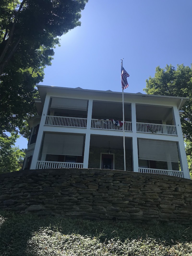 The Winds Bed & Breakfast in Oswego, New York, United States