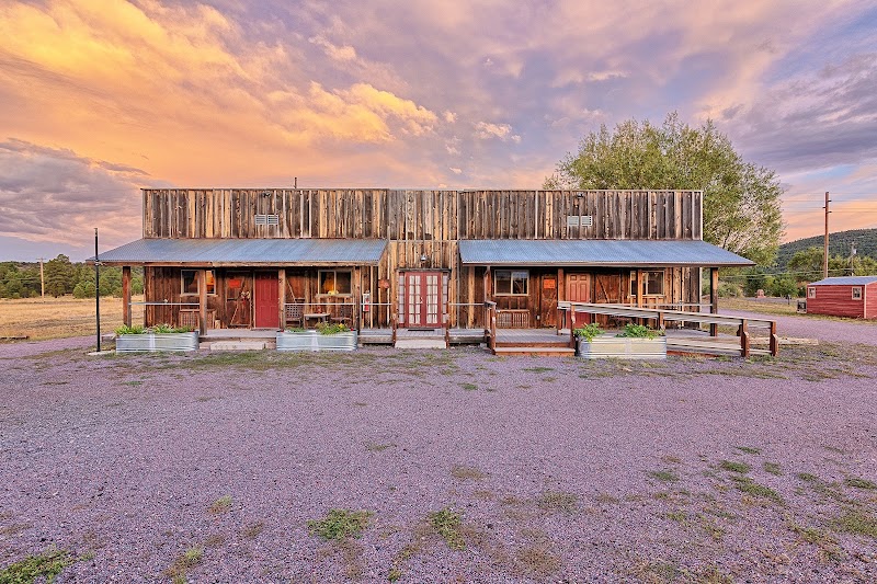 Trapper's Getaway Bed and Breakfast in Taylor, Arizona, United States
