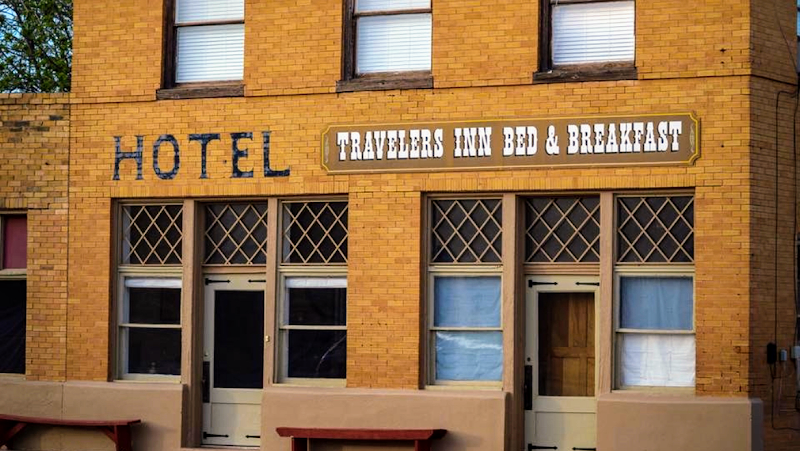 Travelers Inn & Suites in Crystal City, Texas, United States