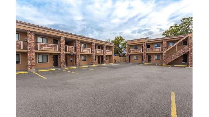 Travelodge by Wyndham South Hackensack in Lodi, New Jersey, United States