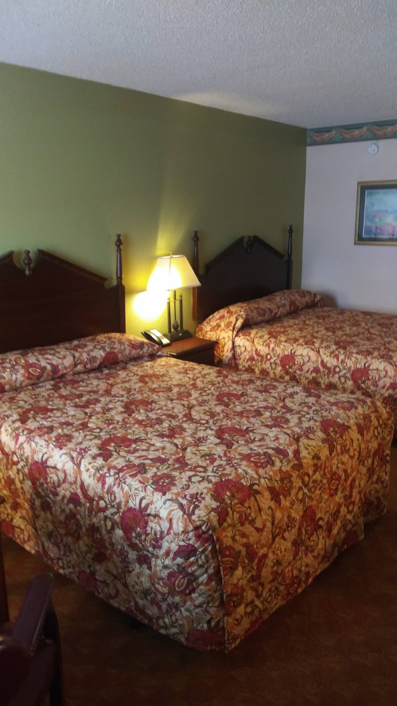 Victorian Inn by Belvilla White Sboro US Hwy 82 in Whitesboro, Texas, United States