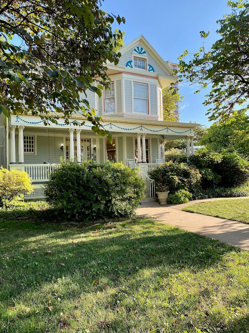 Walnut Street Inn in Springfield, Missouri, United States