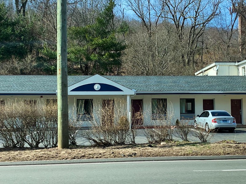 Whitney Inn & Suites in Naugatuck, Connecticut, United States