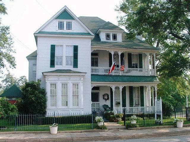 Wisteria Garden Bed & Breakfast in Marshall, Texas, United States