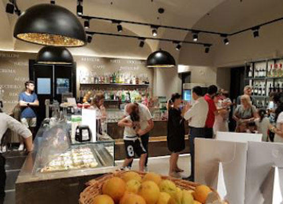 ALMA ROOM in Santa Maria Capua Vetere, Italy