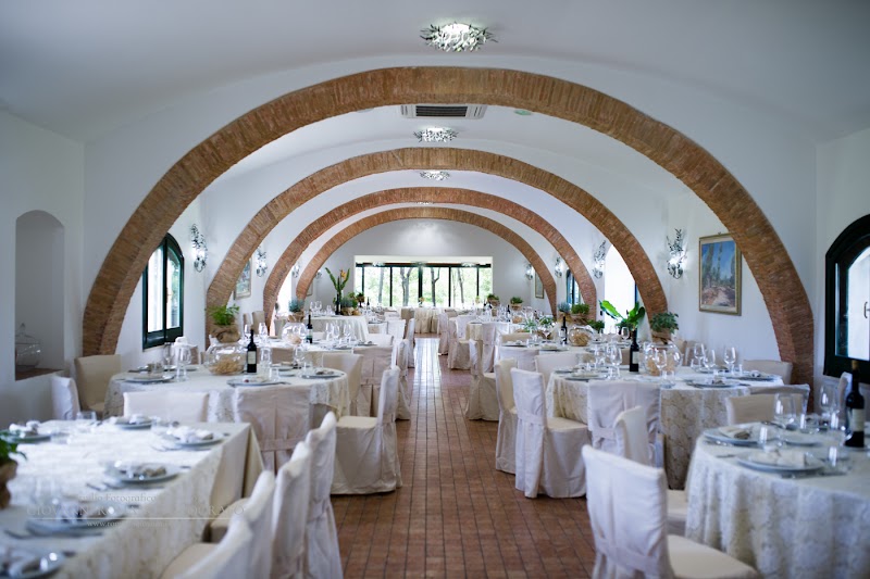 Agriturismo Aumenta Il Lake of Water Lilies in Priverno, Italy