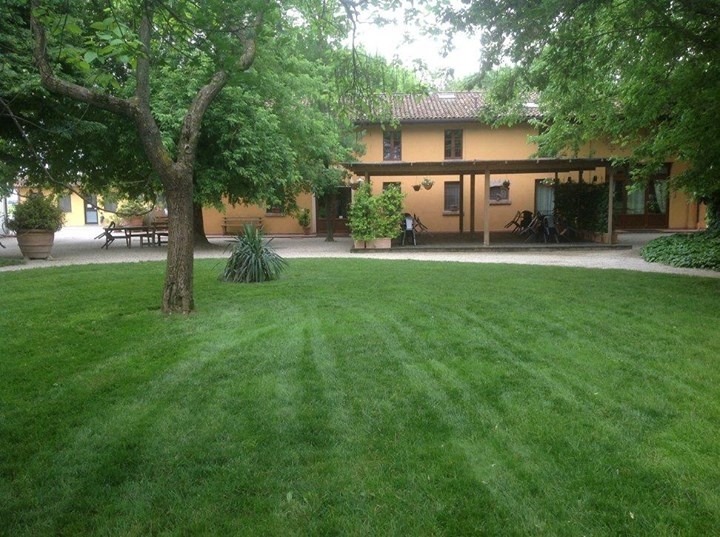 Agriturismo Eno-Gastronomico Podere Casino in Budrio, Italy